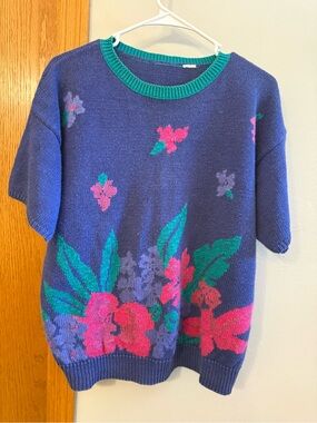 vintage chunky knit purple pink floral graphic short sleeve